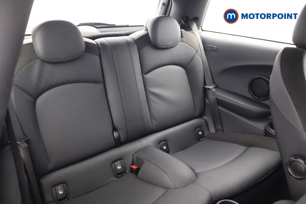 Mini Hatchback Cooper Sport Manual Petrol Hatchback - Stock Number (1612186) - 17th supplementary image