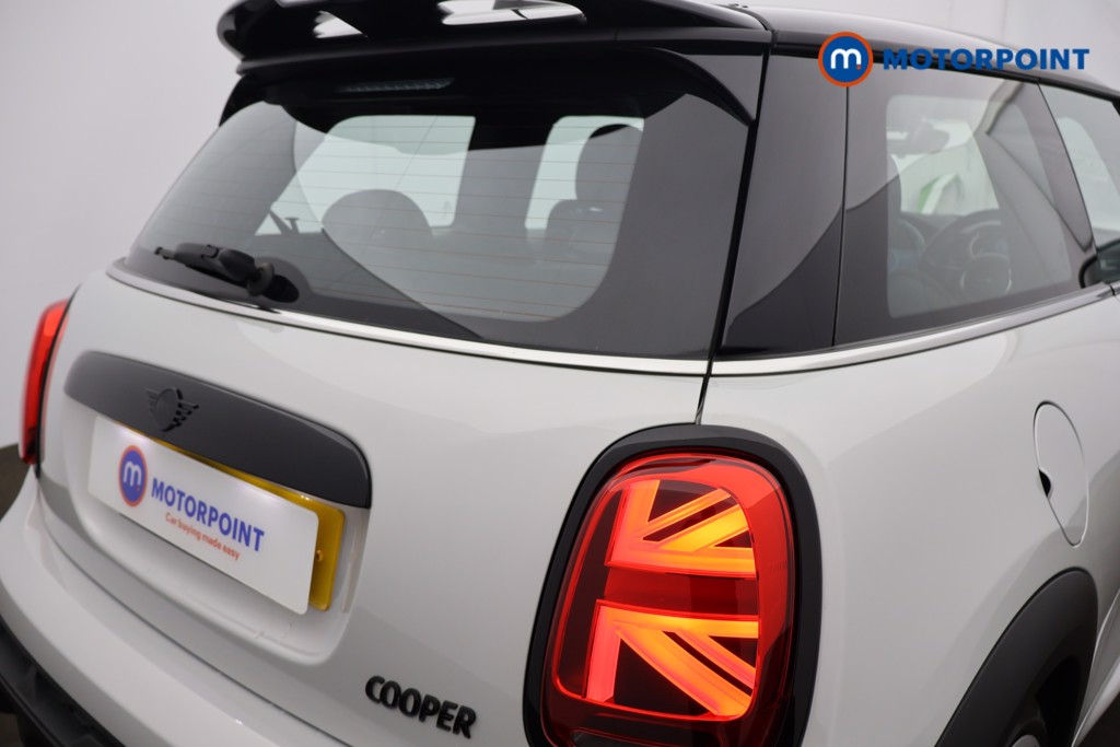 Mini Hatchback Cooper Sport Manual Petrol Hatchback - Stock Number (1612186) - 21st supplementary image