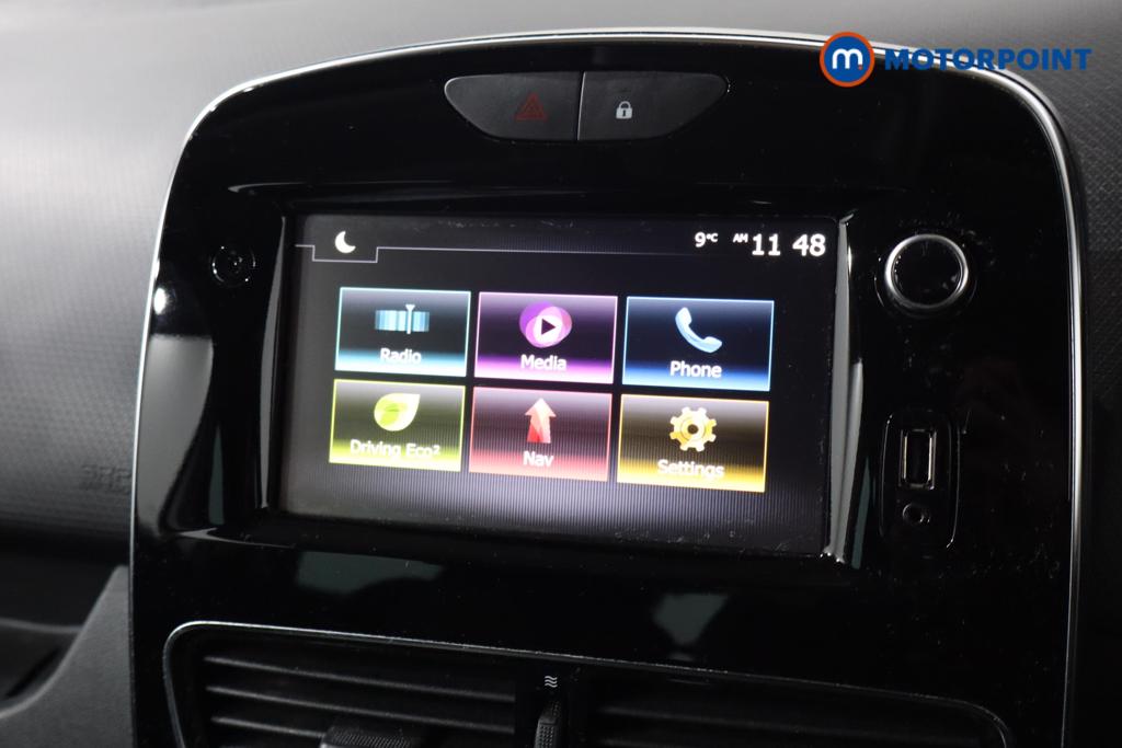 Renault Clio Iconic Manual Petrol Hatchback - Stock Number (1612292) - 10th supplementary image