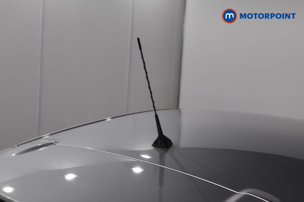 Renault Clio Iconic Manual Petrol Hatchback - Stock Number (1612292) - 21st supplementary image