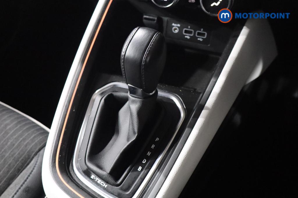 Renault Clio S Edition Automatic Petrol-Electric Hybrid Hatchback - Stock Number (1612611) - 5th supplementary image