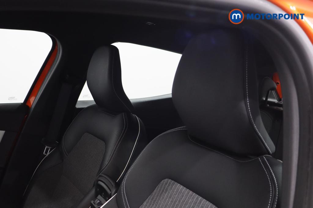 Renault Clio S Edition Automatic Petrol-Electric Hybrid Hatchback - Stock Number (1612611) - 18th supplementary image