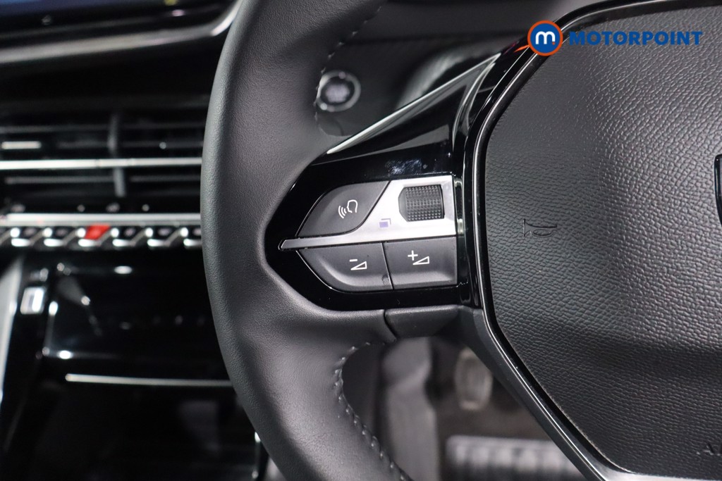 Peugeot 2008 Allure Manual Petrol SUV - Stock Number (1613117) - 7th supplementary image