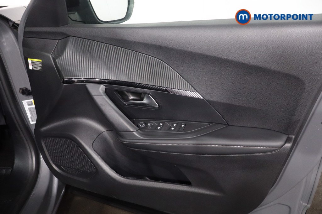 Peugeot 2008 Allure Manual Petrol SUV - Stock Number (1613122) - 22nd supplementary image
