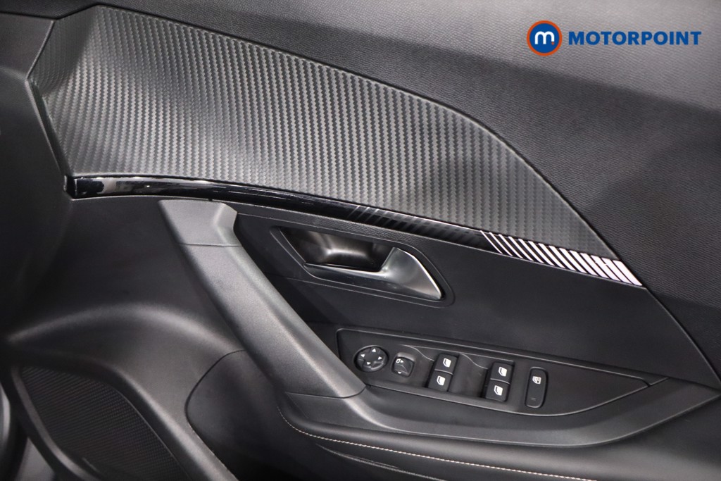 Peugeot 2008 Allure Manual Petrol SUV - Stock Number (1613122) - 23rd supplementary image