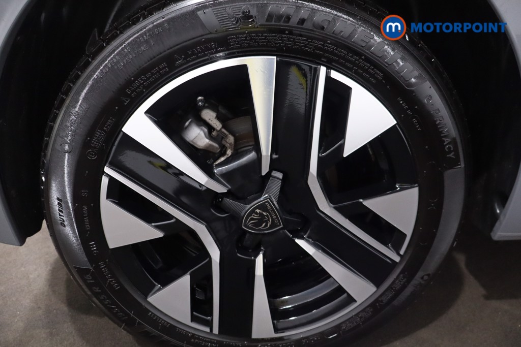 Peugeot 208 Allure Manual Petrol Hatchback - Stock Number (1613128) - 9th supplementary image