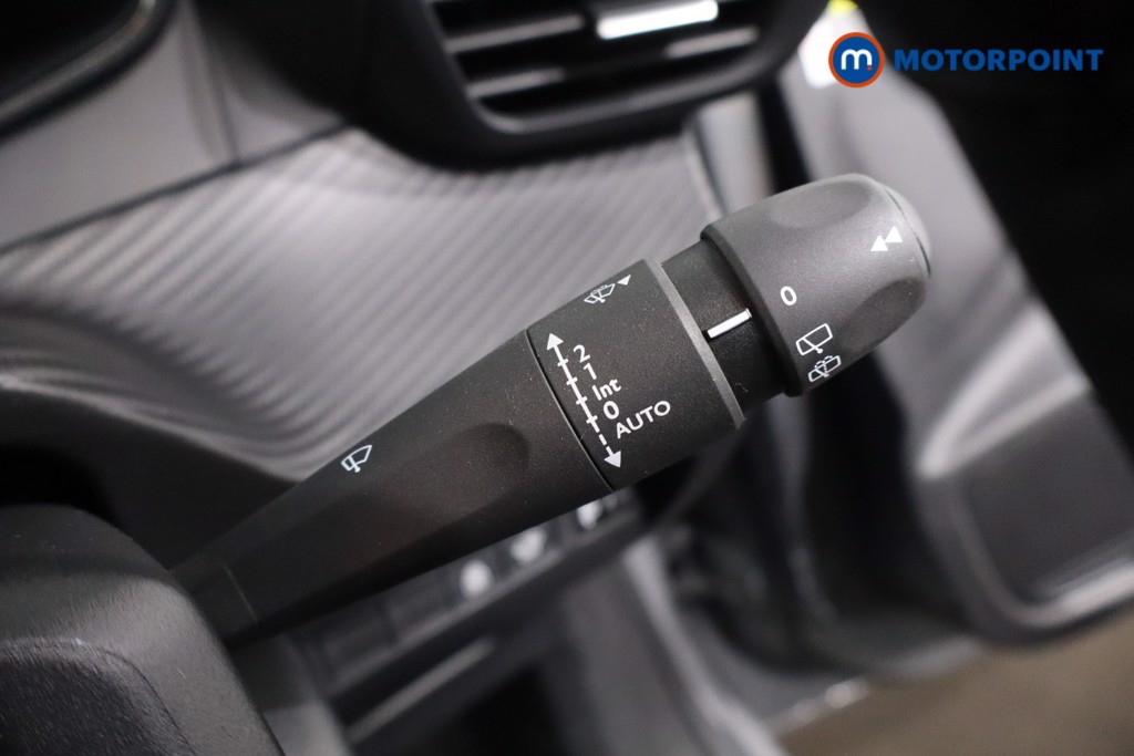 Peugeot 208 Allure Manual Petrol Hatchback - Stock Number (1613128) - 15th supplementary image