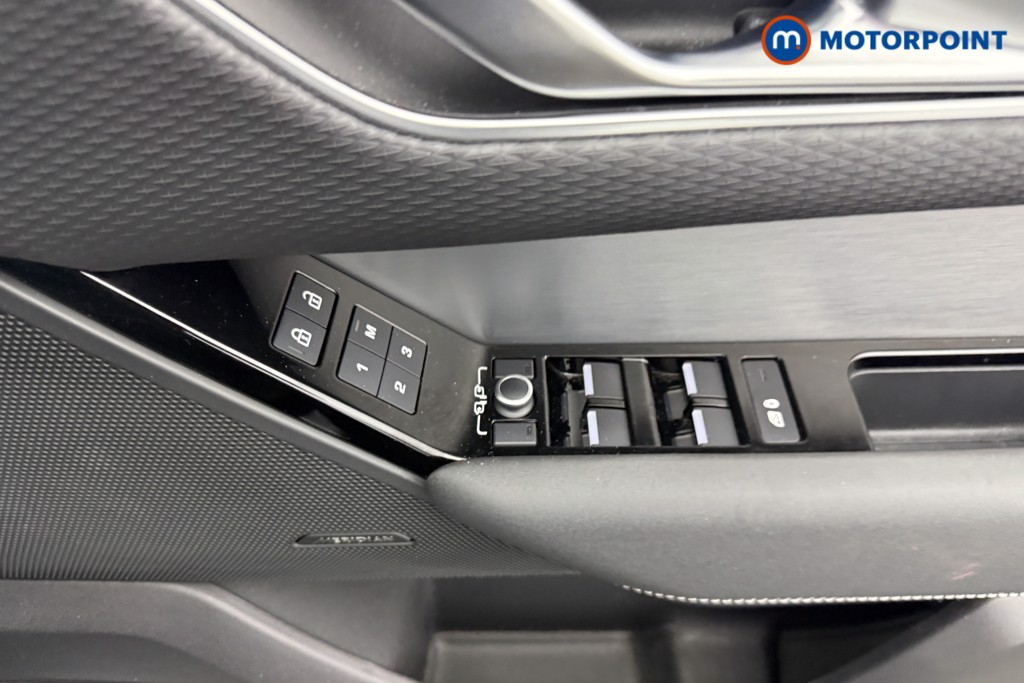 Land Rover Range Rover Velar R-Dynamic Se Automatic Diesel SUV - Stock Number (1613215) - 16th supplementary image