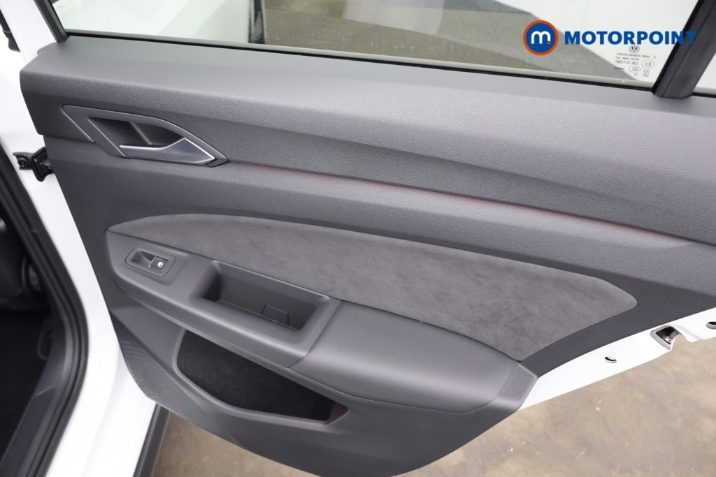 Volkswagen Golf GTI Manual Petrol Hatchback - Stock Number (1613401) - 17th supplementary image