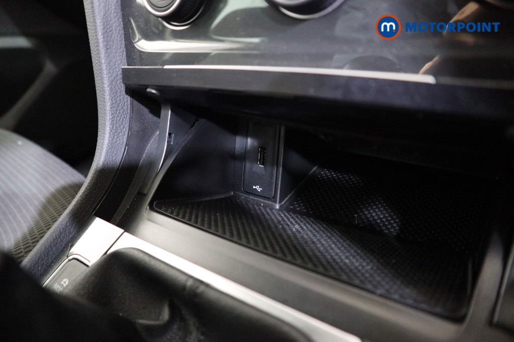 Volkswagen Golf Match Edition Manual Petrol Hatchback - Stock Number (1582539) - 8th supplementary image