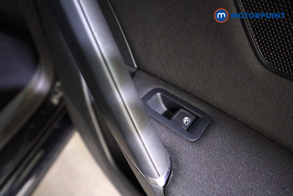 Volkswagen Golf Match Edition Manual Petrol Hatchback - Stock Number (1582539) - 17th supplementary image