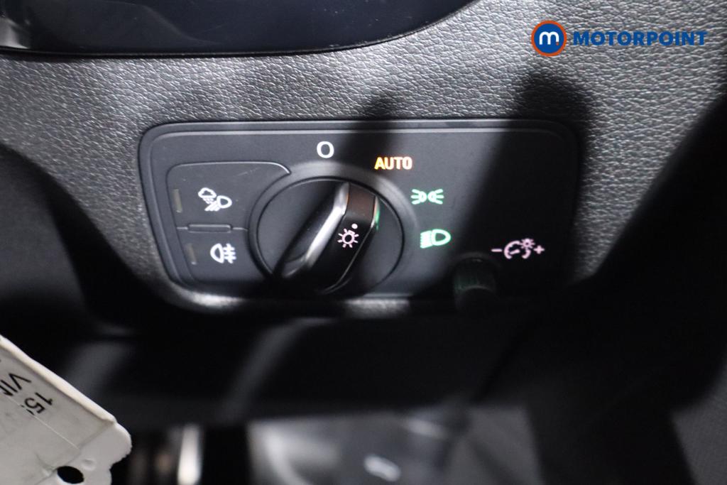 Audi Q2 Black Edition Automatic Petrol SUV - Stock Number (1593778) - 10th supplementary image