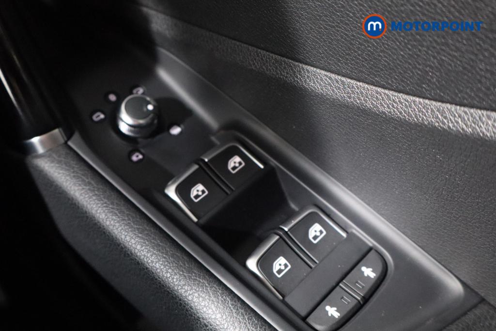 Audi Q2 Black Edition Automatic Petrol SUV - Stock Number (1593778) - 11th supplementary image
