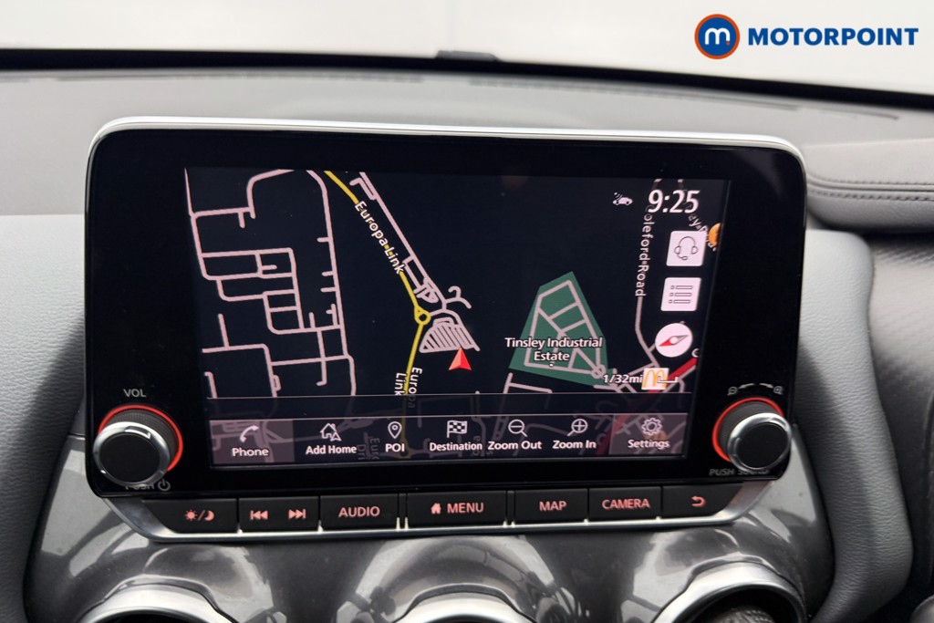 Nissan Juke Tekna Manual Petrol SUV - Stock Number (1597822) - 2nd supplementary image