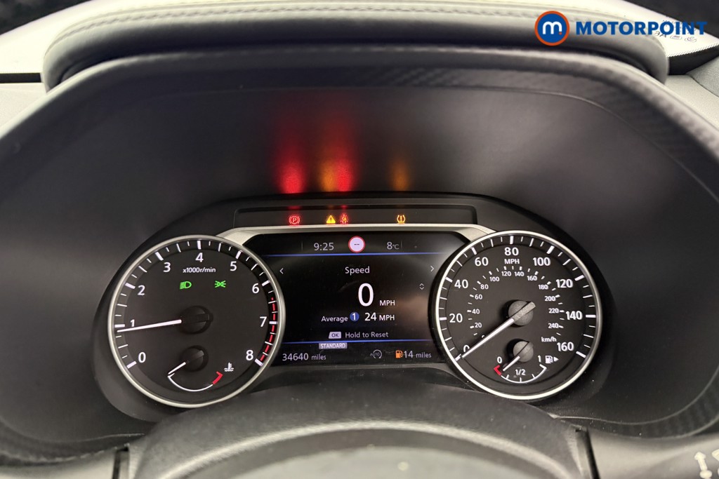 Nissan Juke Tekna Manual Petrol SUV - Stock Number (1597822) - 5th supplementary image