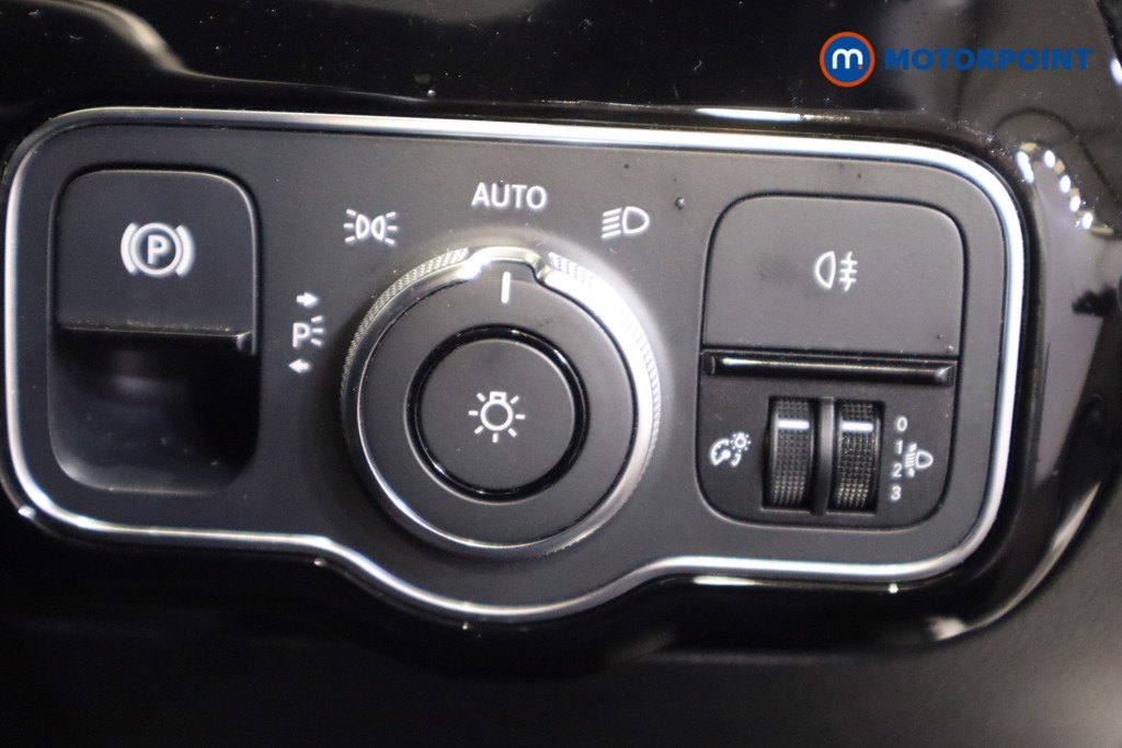 Mercedes-Benz A Class SE Automatic Petrol Hatchback - Stock Number (1597859) - 16th supplementary image