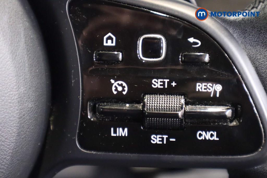 Mercedes-Benz A Class SE Automatic Petrol Hatchback - Stock Number (1597859) - 17th supplementary image