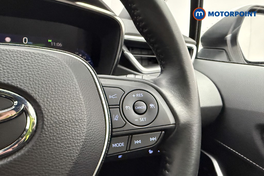 Toyota Corolla Design Automatic Petrol-Electric Hybrid Hatchback - Stock Number (1598753) - 8th supplementary image