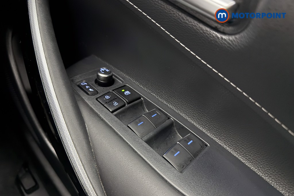 Toyota Corolla Design Automatic Petrol-Electric Hybrid Hatchback - Stock Number (1598753) - 19th supplementary image