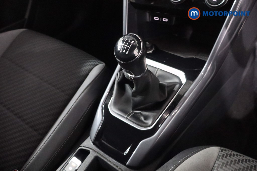 Volkswagen T-Roc R-Line Manual Diesel SUV - Stock Number (1599263) - 19th supplementary image