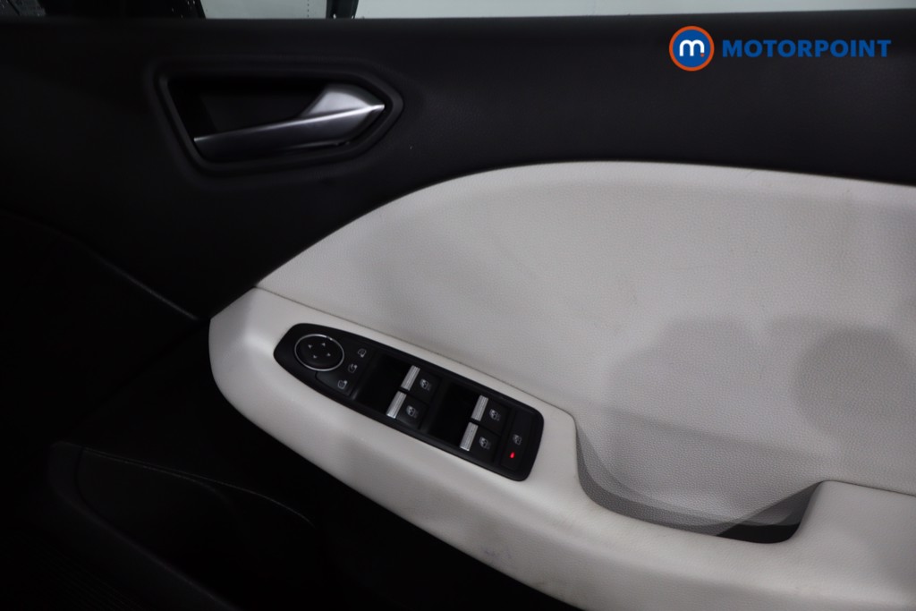 Renault Clio S Edition Manual Petrol Hatchback - Stock Number (1601829) - 23rd supplementary image