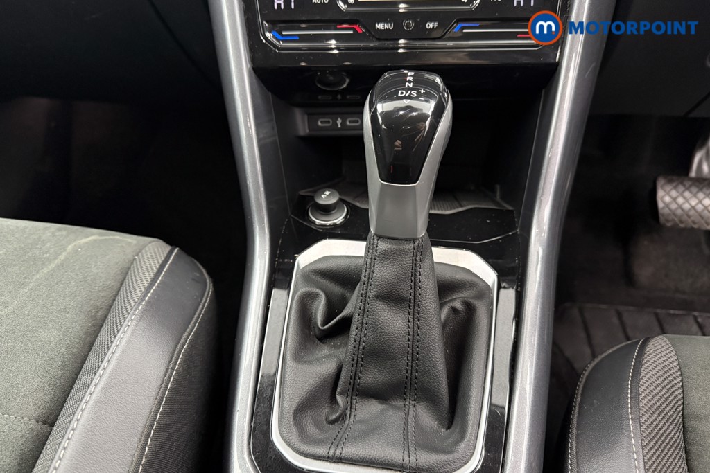 Volkswagen T-Roc Style Automatic Petrol SUV - Stock Number (1602879) - 13th supplementary image