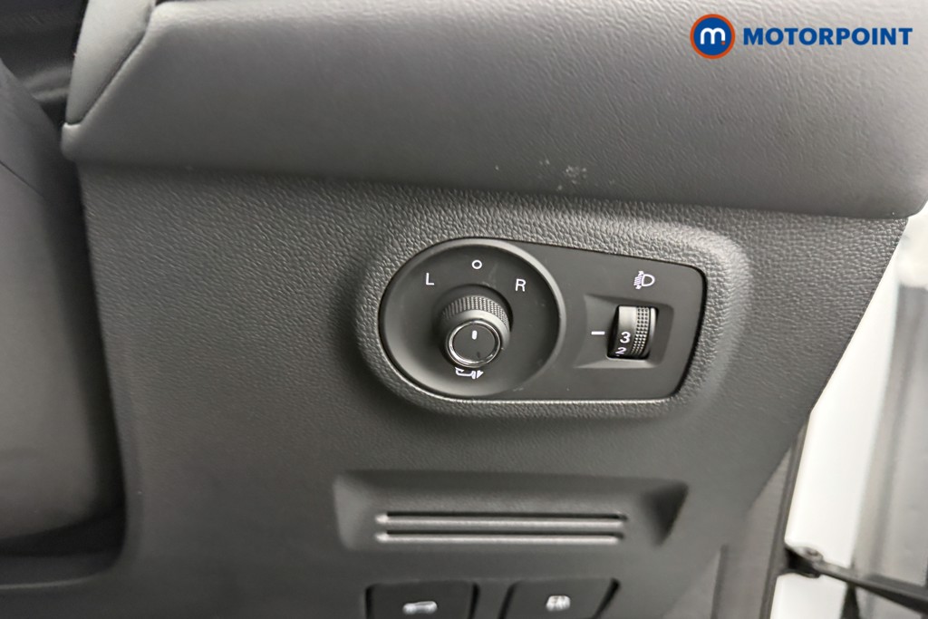 Mg Motor Uk ZS Exclusive Automatic Petrol SUV - Stock Number (1603582) - 13th supplementary image