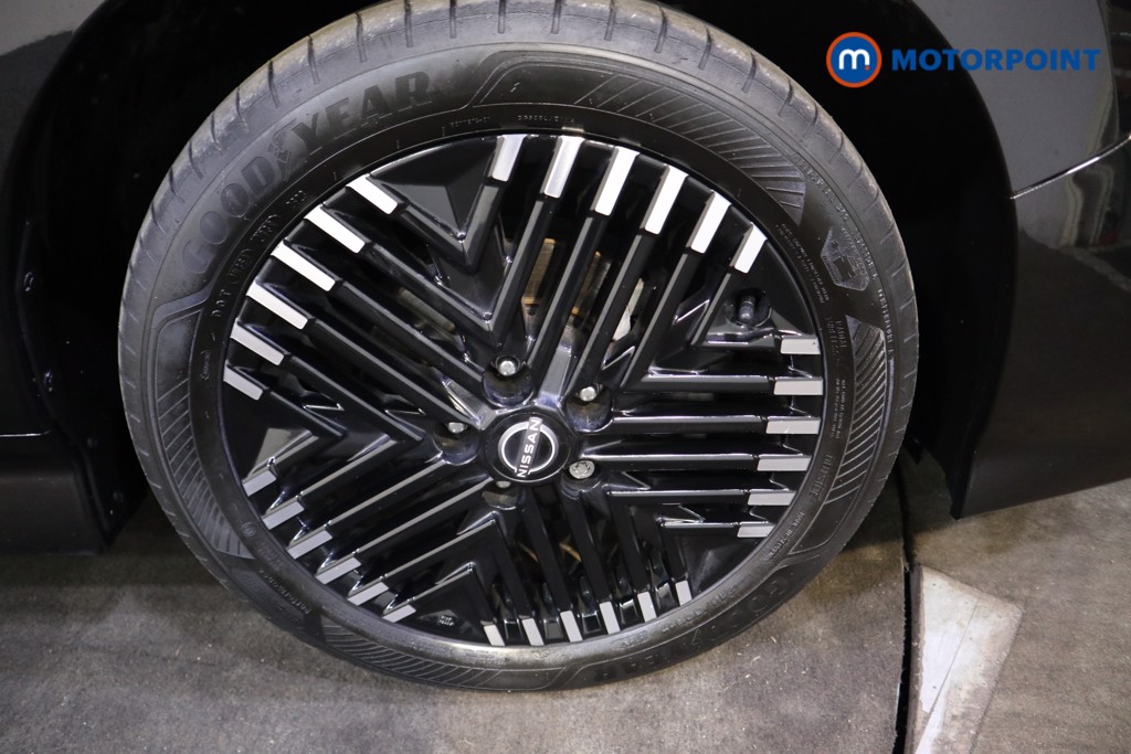 Nissan Leaf N-Connecta Automatic Electric Hatchback - Stock Number (1603627) - 19th supplementary image