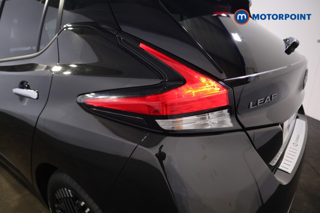 Nissan Leaf N-Connecta Automatic Electric Hatchback - Stock Number (1603627) - 24th supplementary image
