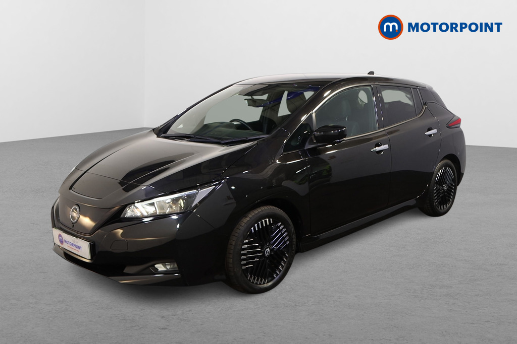 Nissan Leaf N-Connecta Automatic Electric Hatchback - Stock Number (1603627) - Passenger side front corner