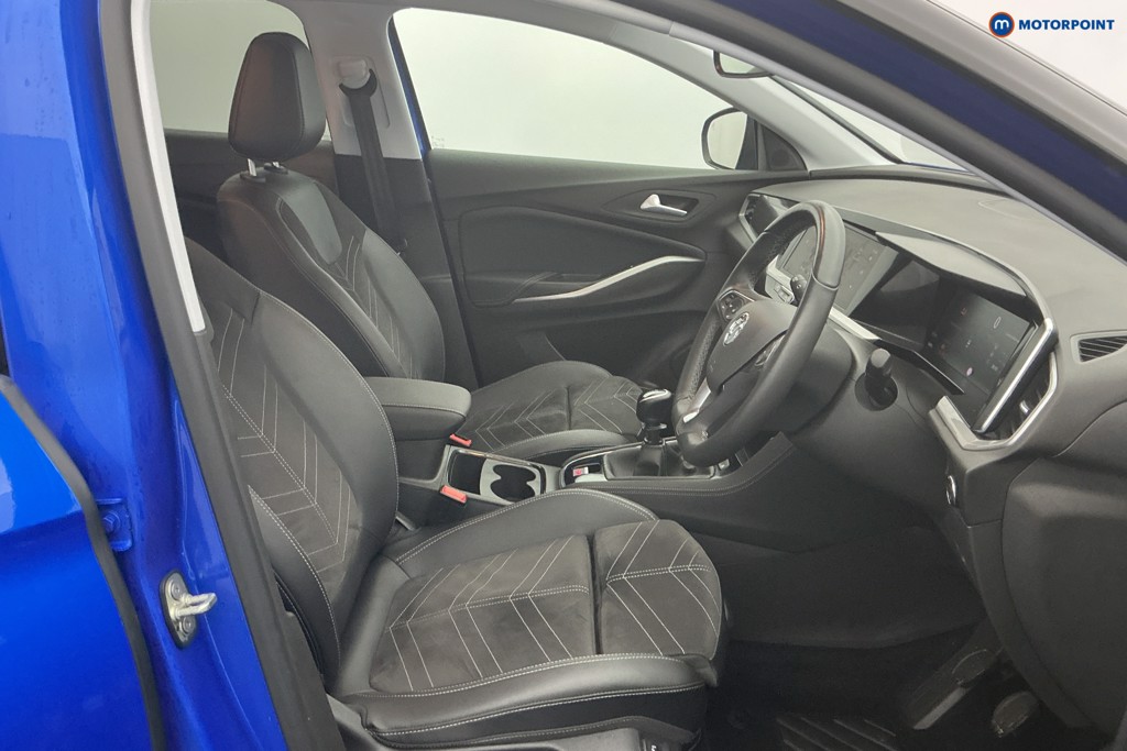 Vauxhall Grandland Ultimate Manual Petrol SUV - Stock Number (1606383) - 5th supplementary image