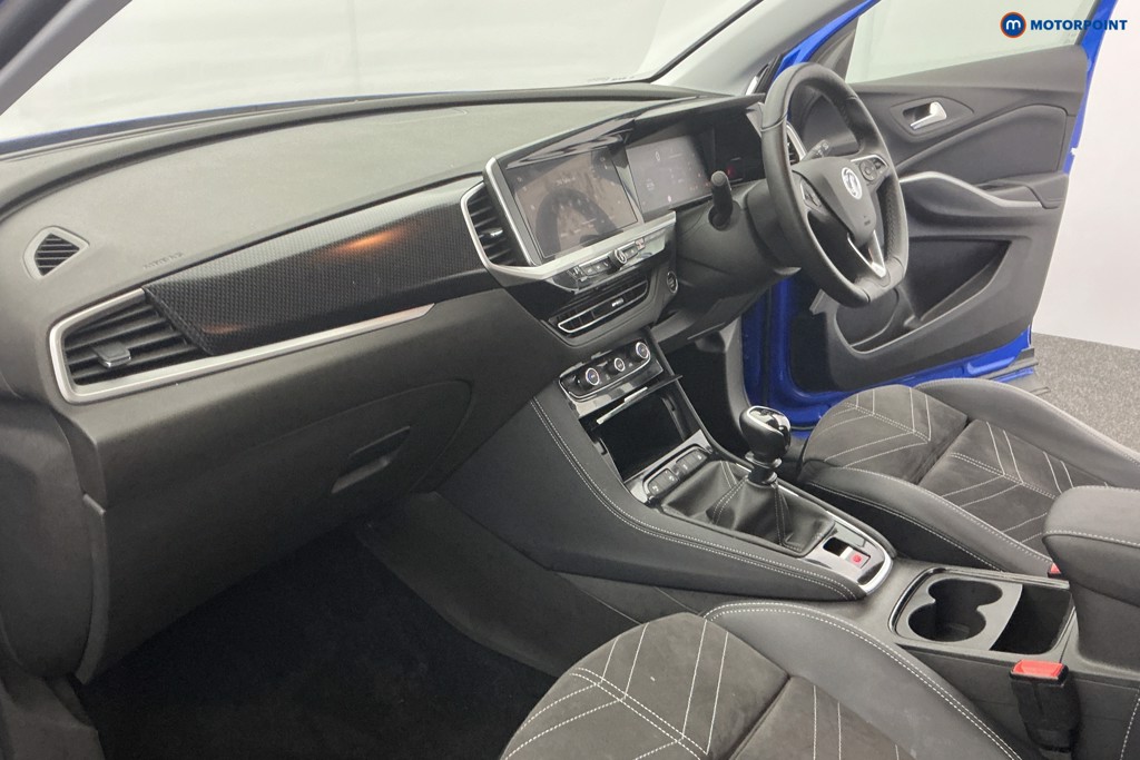 Vauxhall Grandland Ultimate Manual Petrol SUV - Stock Number (1606383) - 8th supplementary image