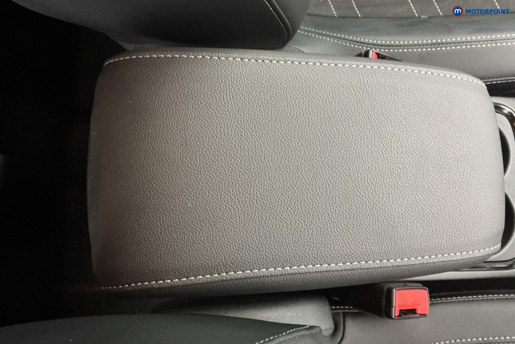 Vauxhall Grandland Ultimate Manual Petrol SUV - Stock Number (1606383) - 14th supplementary image