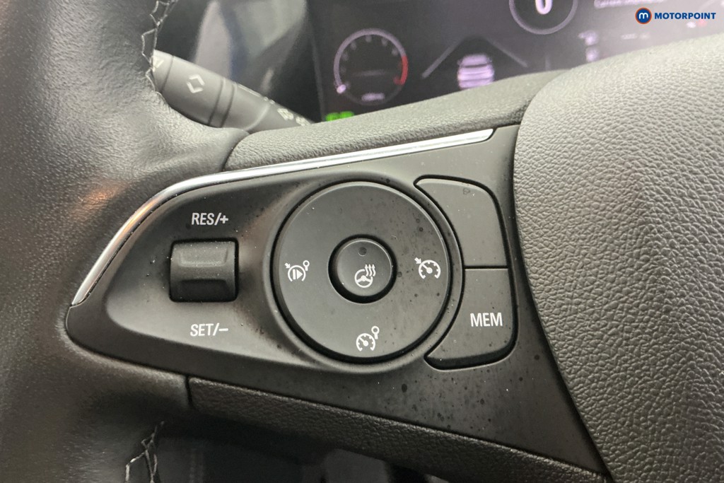 Vauxhall Grandland Ultimate Manual Petrol SUV - Stock Number (1606383) - 19th supplementary image