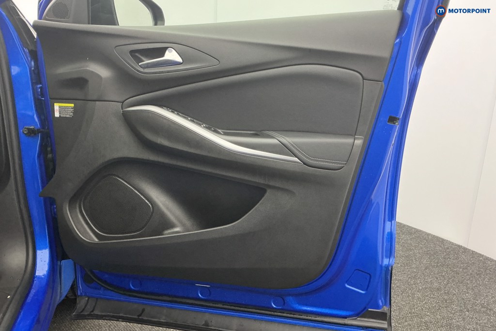 Vauxhall Grandland Ultimate Manual Petrol SUV - Stock Number (1606383) - 22nd supplementary image
