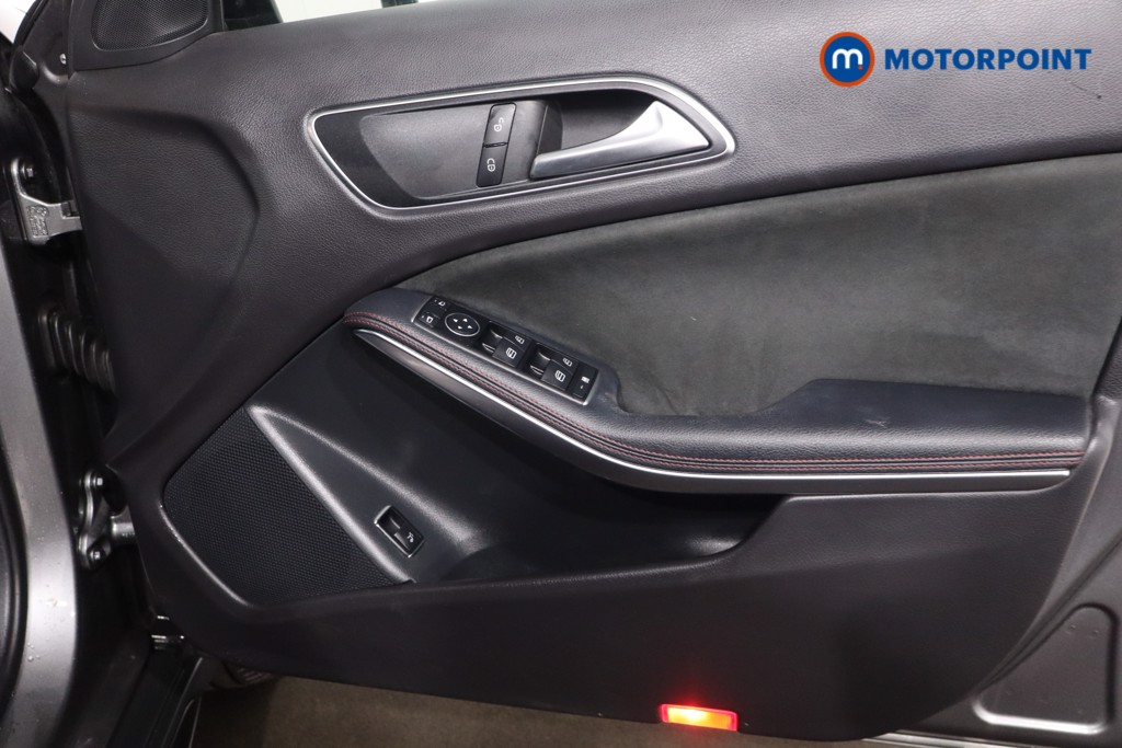 Mercedes-Benz GLA Amg Line Automatic Petrol SUV - Stock Number (1606388) - 23rd supplementary image