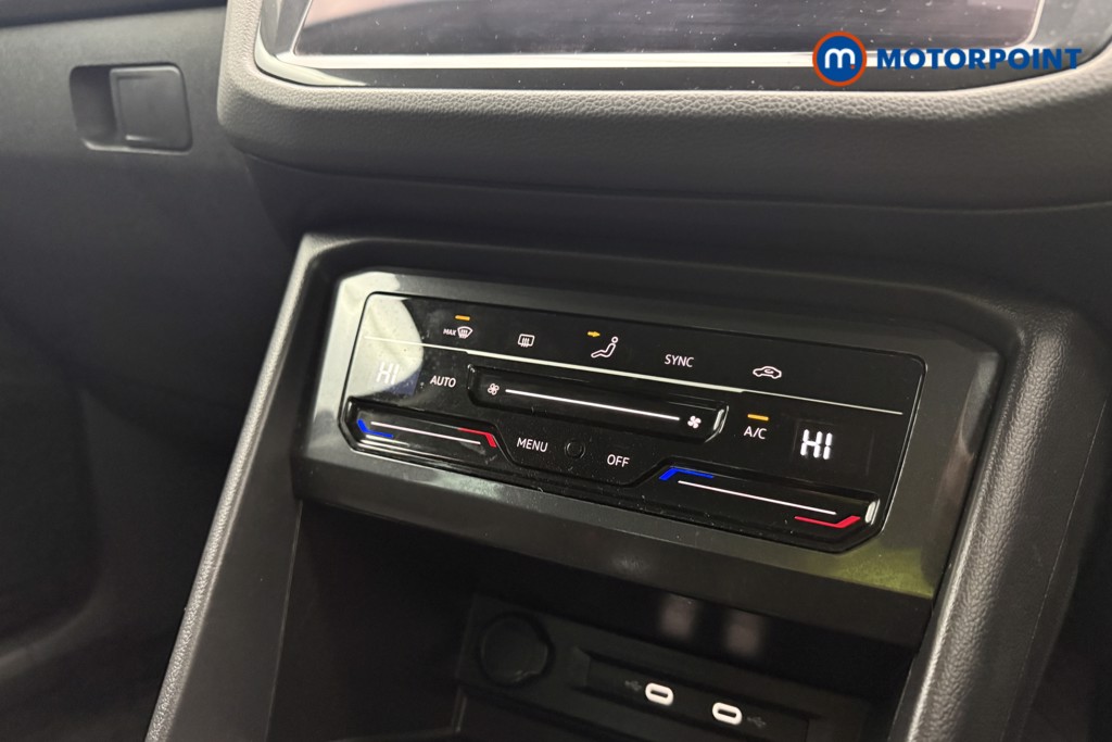 Volkswagen Tiguan Life Automatic Petrol SUV - Stock Number (1606744) - 14th supplementary image