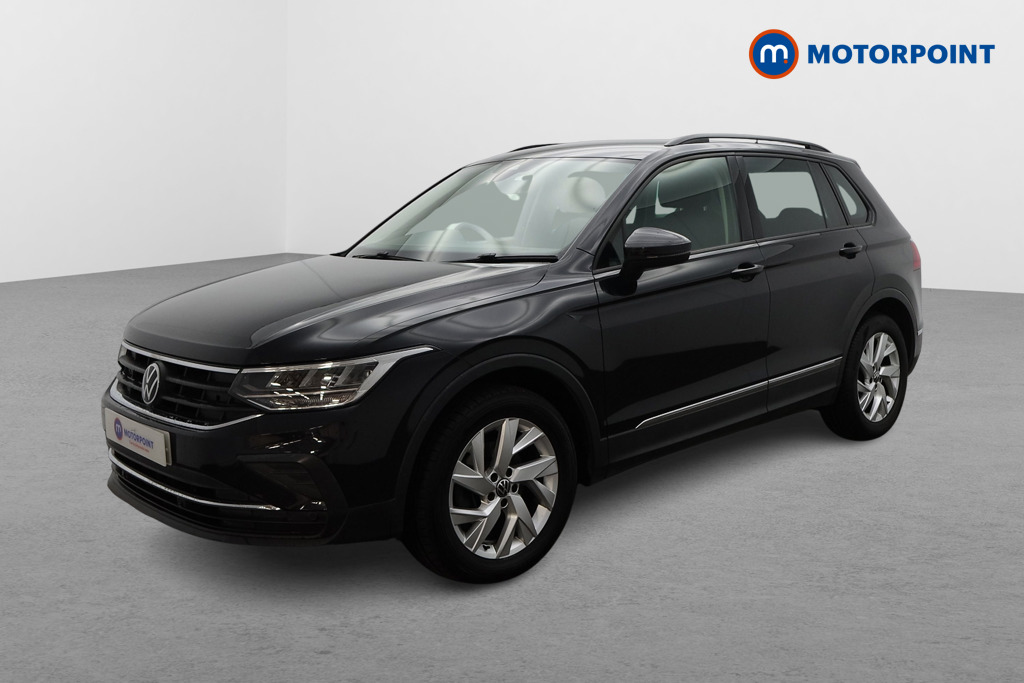 Volkswagen Tiguan Life Automatic Petrol SUV - Stock Number (1606744) - Passenger side front corner