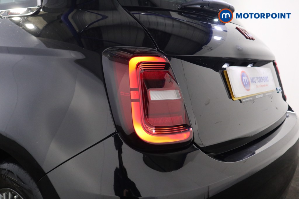 Fiat 500 RED Automatic Electric Hatchback - Stock Number (1606975) - 25th supplementary image