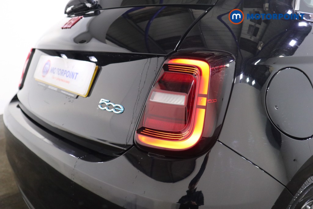 Fiat 500 RED Automatic Electric Hatchback - Stock Number (1606975) - 26th supplementary image