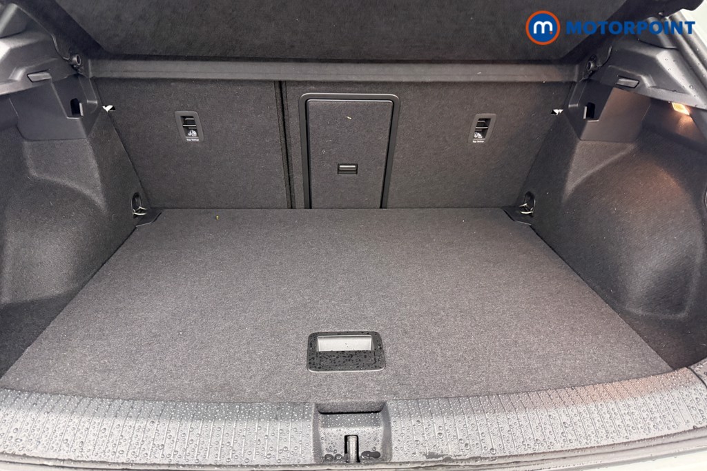 Volkswagen T-Roc Black Edition Automatic Petrol SUV - Stock Number (1607094) - 21st supplementary image