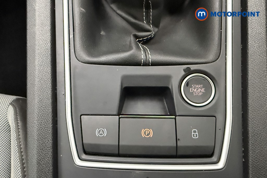 Seat Leon Se Dynamic Manual Petrol Hatchback - Stock Number (1607107) - 14th supplementary image