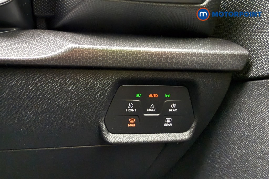 Seat Leon Se Dynamic Manual Petrol Hatchback - Stock Number (1607107) - 16th supplementary image