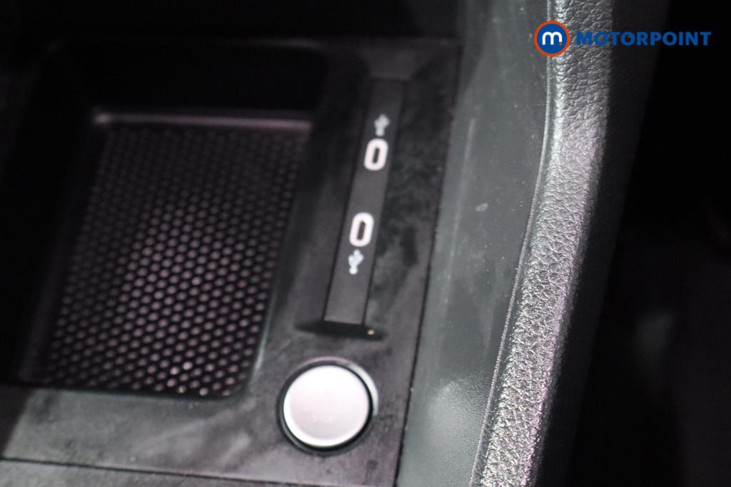 Volkswagen Caddy Maxi Commerce Pro Manual Diesel Panel Van - Stock Number (1607772) - 15th supplementary image