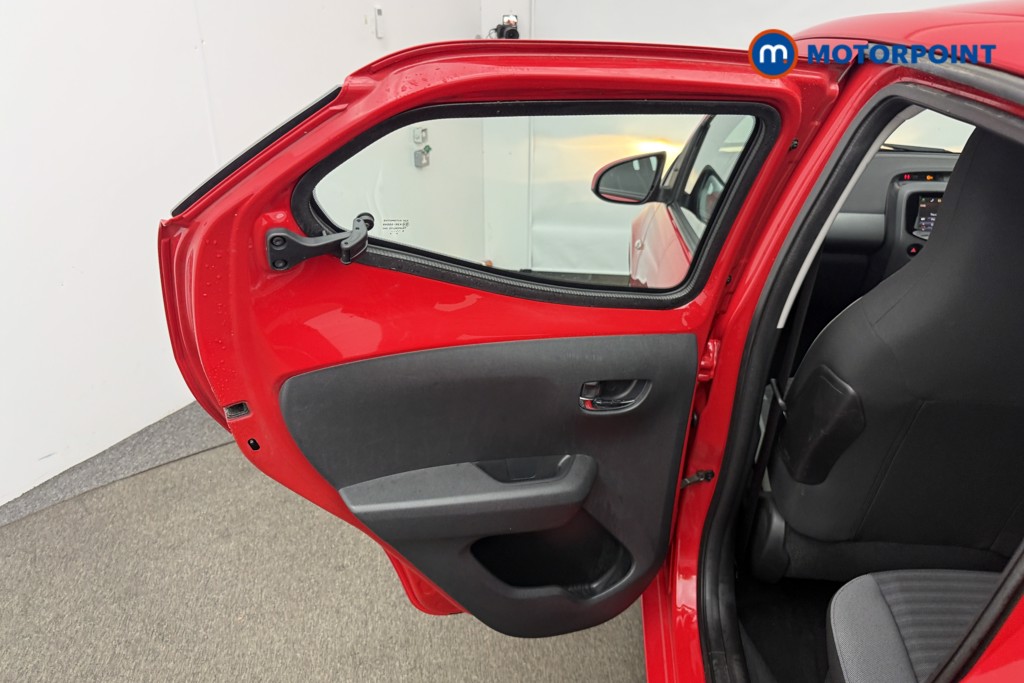 Toyota Aygo X-Play Manual Petrol Hatchback - Stock Number (1608305) - 6th supplementary image