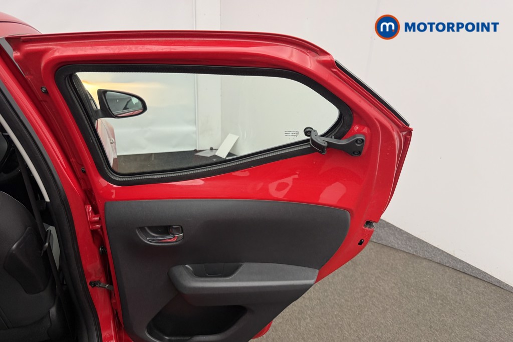 Toyota Aygo X-Play Manual Petrol Hatchback - Stock Number (1608305) - 14th supplementary image