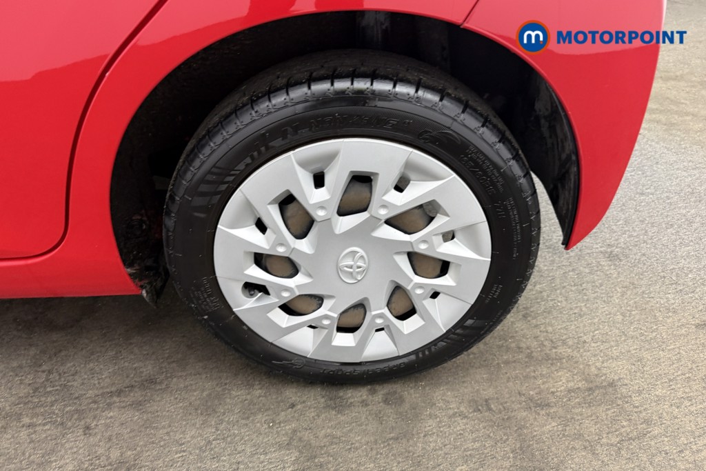 Toyota Aygo X-Play Manual Petrol Hatchback - Stock Number (1608305) - 33rd supplementary image