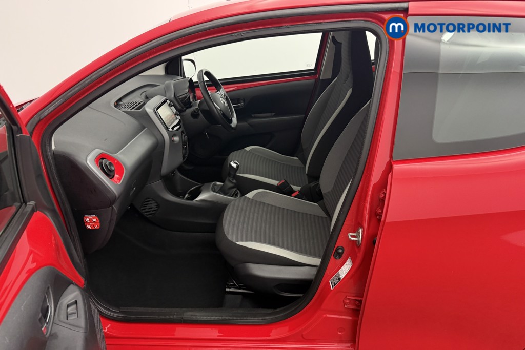 Toyota Aygo X-Play Manual Petrol Hatchback - Stock Number (1608305) - 1st supplementary image