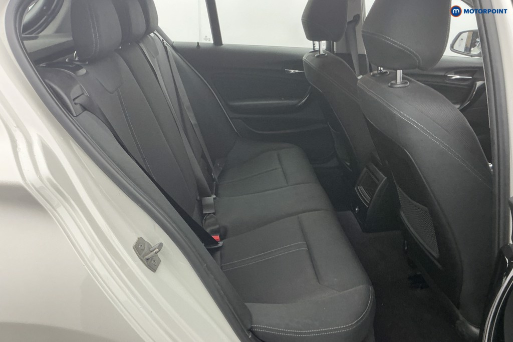 BMW 1 Series Sport Manual Petrol Hatchback - Stock Number (1608392) - 4th supplementary image