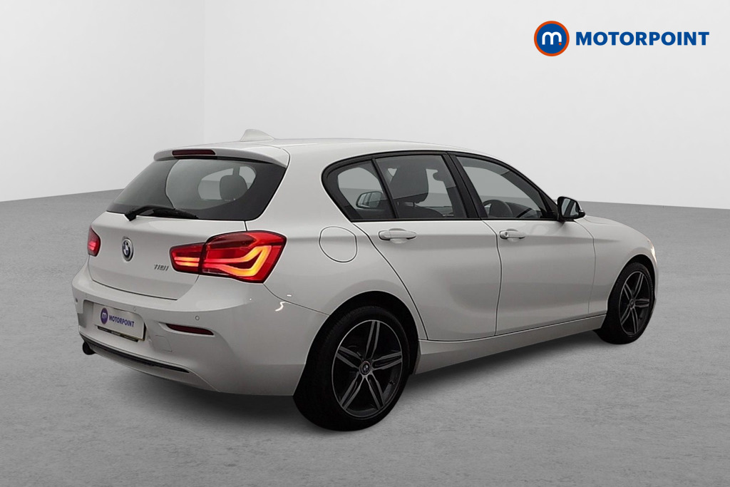 BMW 1 Series Sport Manual Petrol Hatchback - Stock Number (1608392) - Drivers side rear corner